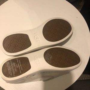 Ugg slide on shoes 7.5 women’s